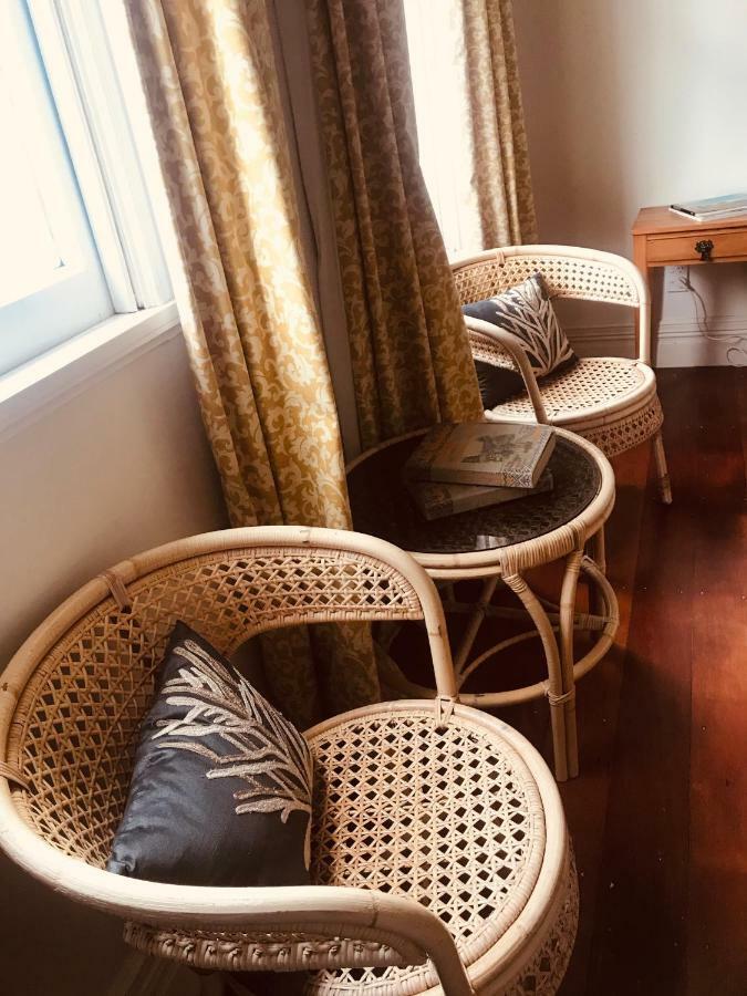 Prodigal Daughter Gourmet Lodge Martinborough Esterno foto